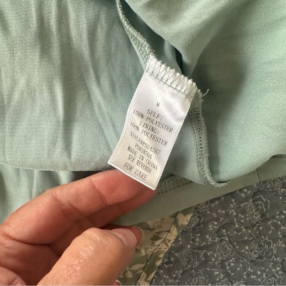 Polagram Dress Floral Green Maxi Smocked Bodice Three Tiered RuffleS Size M - Picture 10 of 15